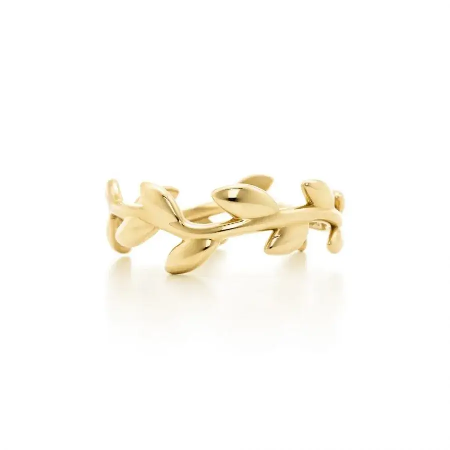 Diamond Vine Ring in Platinum - Image 7